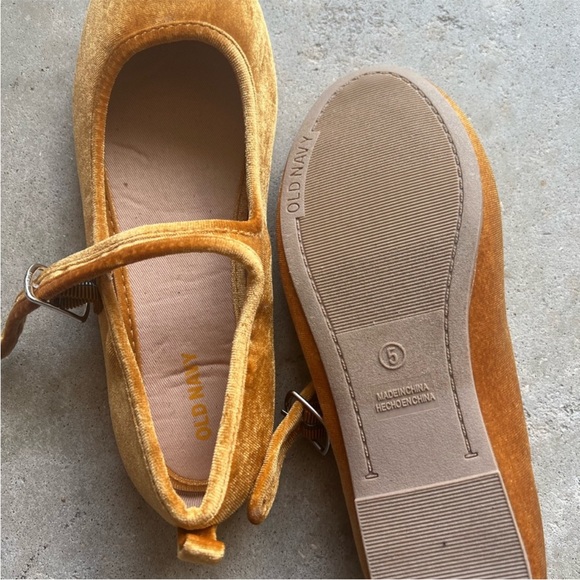 Old navy Yellow Mary Jane Flats - Picture 2 of 2